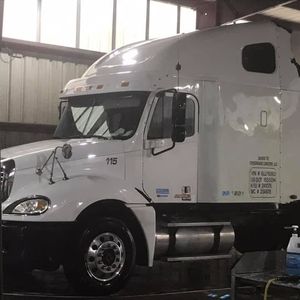 Meet your Posher, Enrique